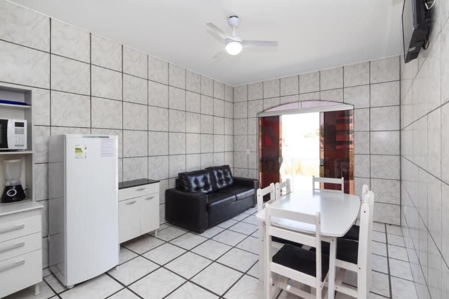 Residencial Ipe Amarelo Apartment Bombinhas Exterior foto